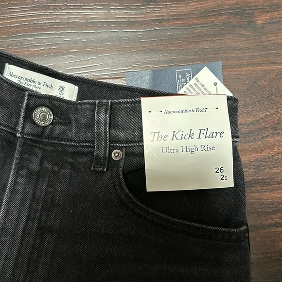 Abercrombie & Fitch Jeans - Picture 2 of 4